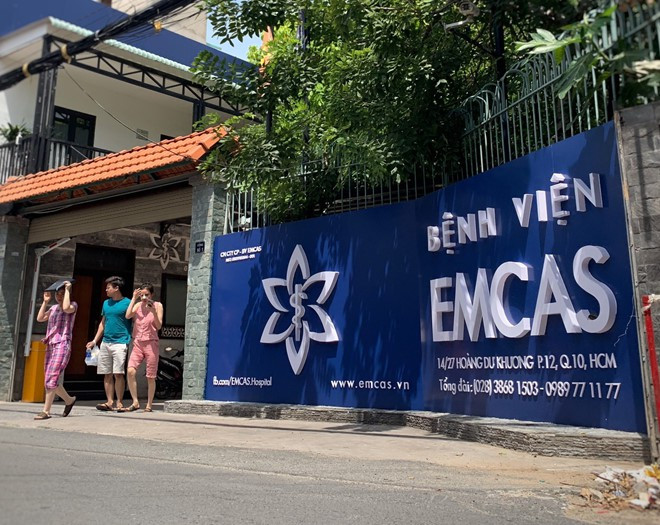 Hut mo bung khi mang thai, san phu doi boi thuong 1 ty gay tranh cai-Hinh-2