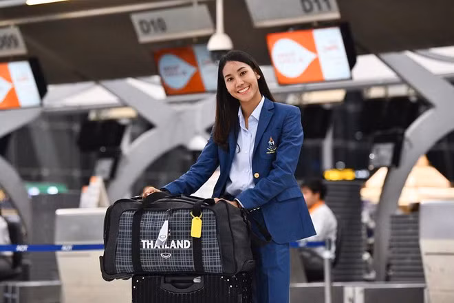 Khoác áo tuyển Thái Lan từ năm 2012, Taneekarn Dangda từng cùng đội tuyển vô địch giải AFC 2014, SEA Games 2013, AFF 2011 và AFF 2015.