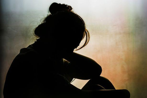 Bac si kiem bon tien nho dich vu va mang trinh-Hinh-2