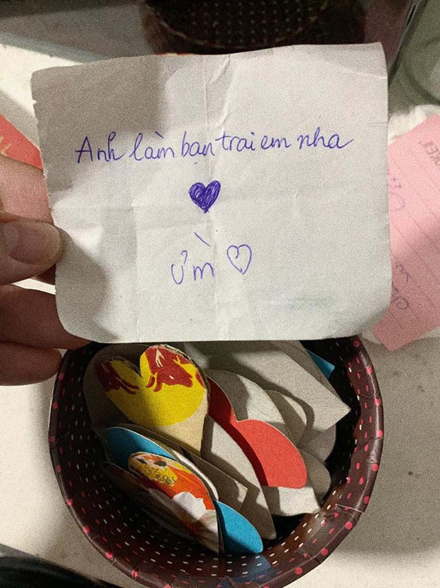 Dù không còn mập mạp như trước nhưng Yến vẫn ngại ngùng, không dám công khai theo đuổi Tuấn Anh. Cho đến khi anh chàng nhận xét cô dễ thương, Yến mới lấy hết can đảm, mỗi ngày tặng anh một hình trái tim.