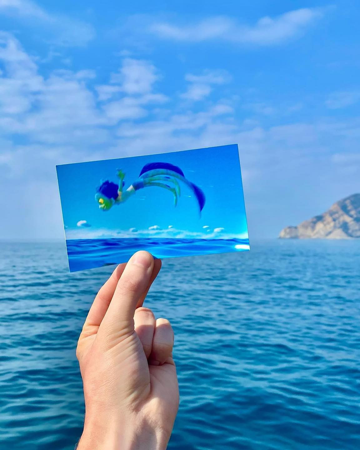 Đại dương mênh mông trong phim và ngoài đời.