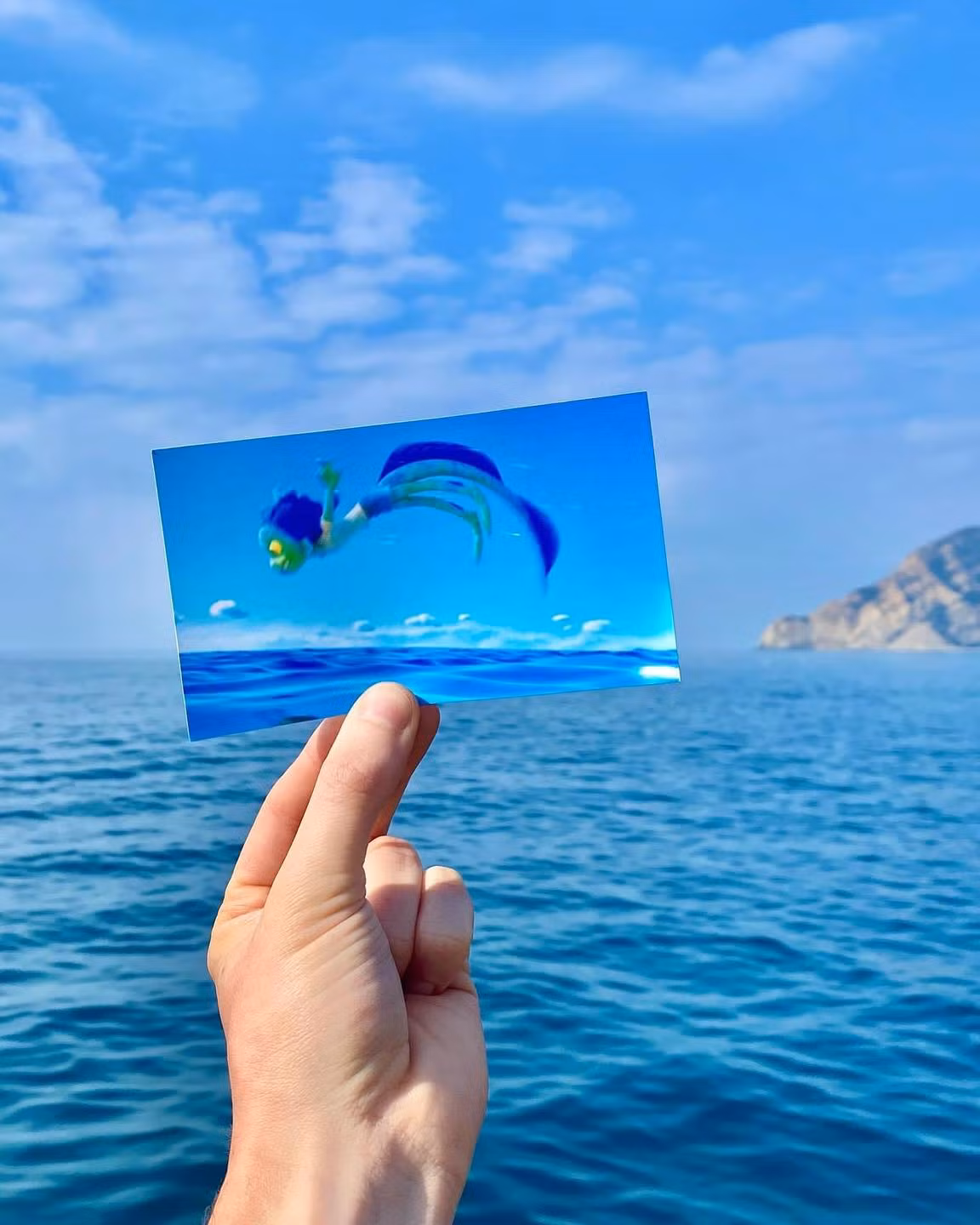 Đại dương mênh mông trong phim và ngoài đời.