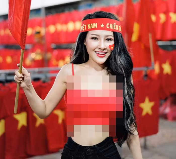 Tuy nhiên, hot girl Ngân 98 khá ung dung và tự tin tuyên bố không ngại bất cứ chỉ trích nào nếu hình ảnh nóng bị phát tán trên MXH.