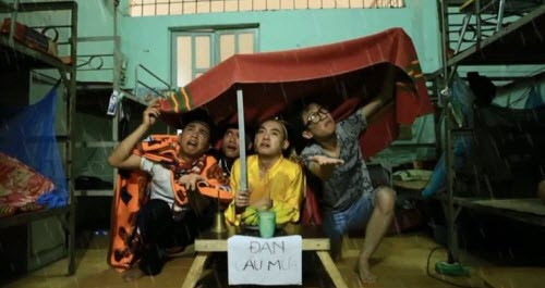 Đàn cầu mưa Valentine nổi tiếng của Phở Đặc Biệt.