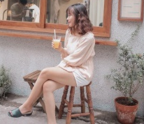 Sau hơn nửa năm kiên trì và thực hiện đúng chế độ, cân nặng của Mai Linh còn 48 kg. Từ đó đến nay, 9X luôn giữ cân nặng ở mức 48-52 kg. Số đo 3 vòng hiện tại là 85-60-90 cm.