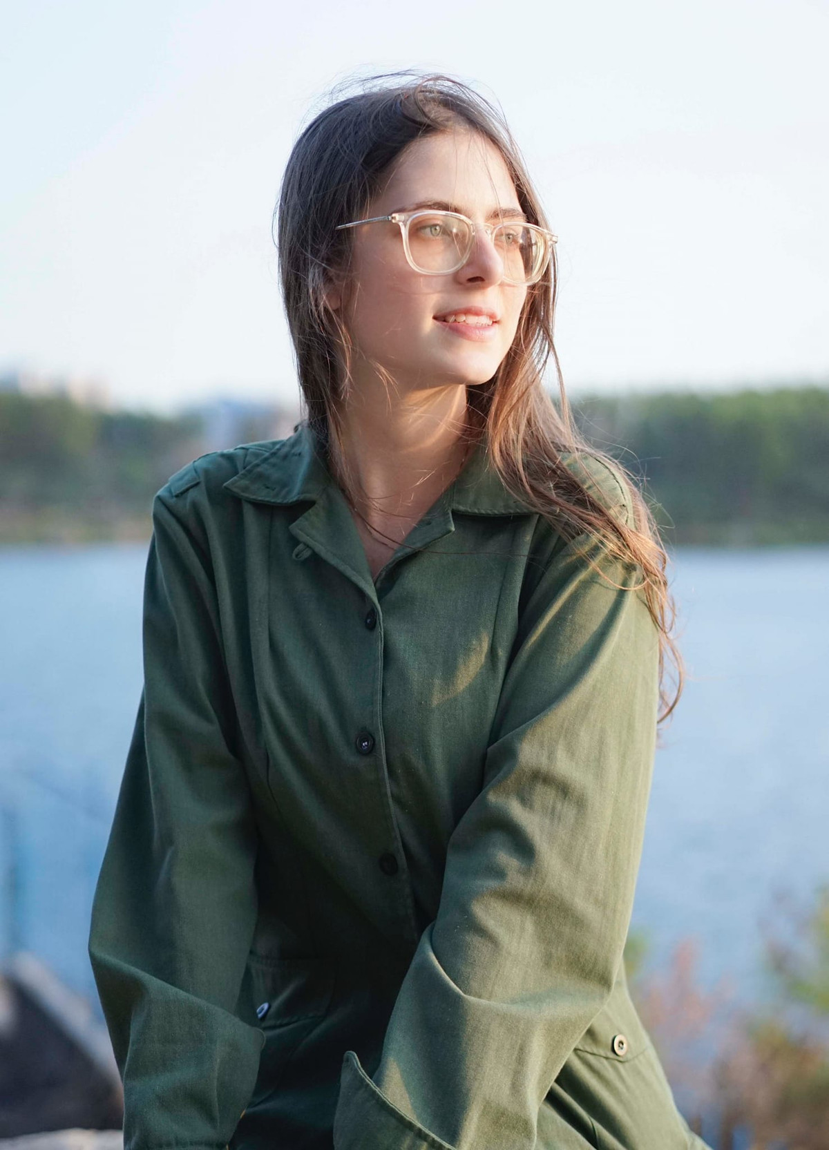 Pika Veselina Valentinovna (SN 2005) có tên tiếng Việt là Nguyễn Hoàng Anh Thy. Cô nàng cùng ba mẹ sang Việt Nam sinh sống đã 17 năm nên có thể thông thạo tiếng Việt. Đặc biệt cô sinh viên năm nhất có niềm đam mê mãnh liệt với lịch sử Việt Nam.