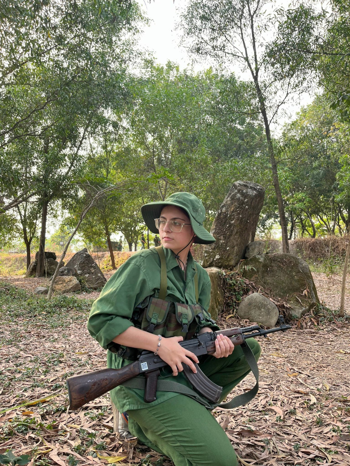 Mới đây, fanpage Trung tâm Giáo dục Quốc phòng và An ninh, Đại học Quốc gia TP.HCM đã đăng tải những hình ảnh của Pika Veselina, kèm theo những lời tâm sự của cô nàng.