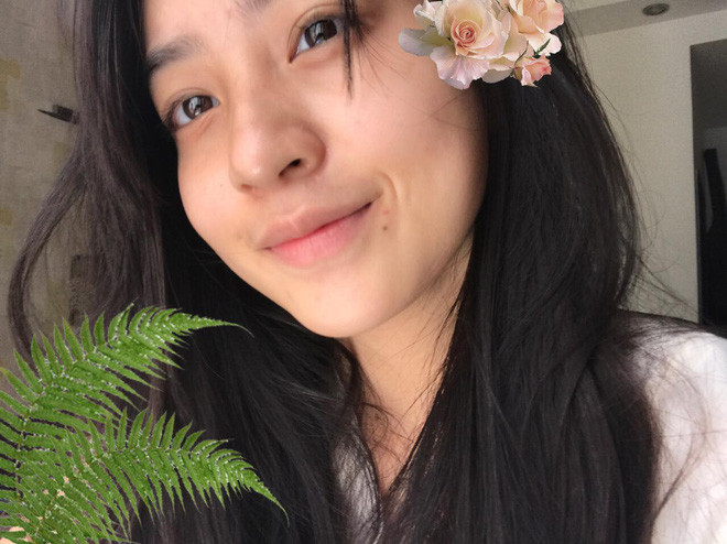 Dù sở hữu nhan sắc vô cùng xinh đẹp, tự nhiên nhưng Thảo Tâm cho hay cô từng cảm thấy áp lực, tự ti về ngoại hình. Phải mất một thời gian khá dài cô mới bỏ ngoài tai được mọi chuyện, tập trung cho việc học.