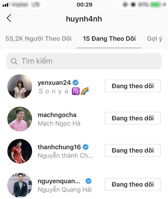 Tuy nhiên, unfollow chưa được bao lâu thì mới đây nhất, bạn gái mới Quang Hải đã theo dõi lại và đặt lại trạng thái hẹn hò trên mạng xã hội như chưa hề có chuyện gì xảy ra.