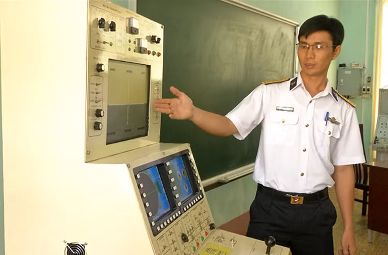 Đội ngũ giảng viên trẻ của trường hiện nay đều có trình độ và kỹ năng sư phạm tốt.