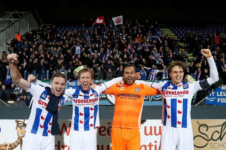 Doi bong moi cua Doan Van Hau manh co nao?-Hinh-3