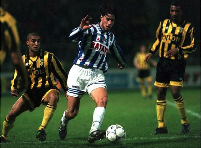 Doi bong moi cua Doan Van Hau manh co nao?