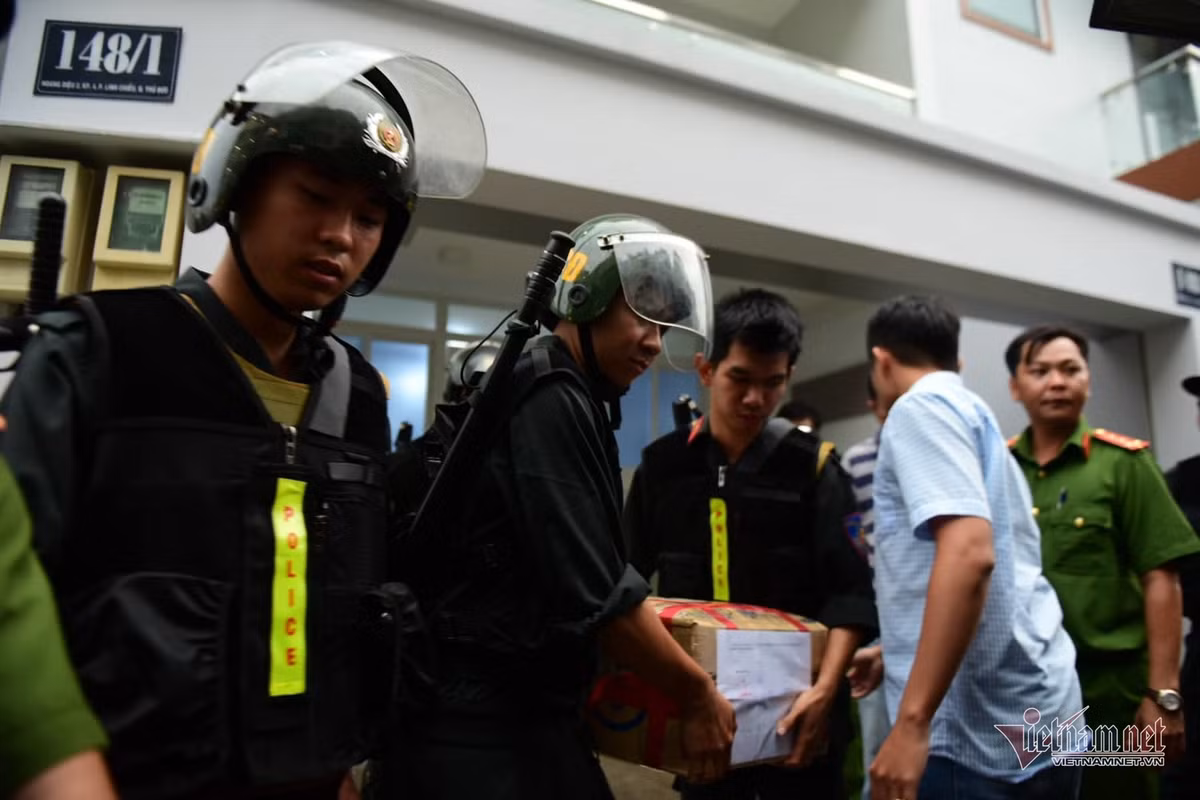 Ly giai nhan vien 'song chet' voi dia oc Alibaba va Nguyen Thai Luyen-Hinh-3