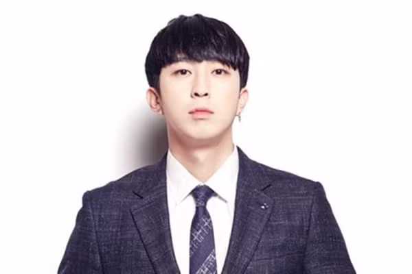 Sleepy rời TS Entertainment do tranh chấp pháp lý. Nam rapper gửi yêu cầu đình chỉ hợp đồng độc quyền với công ty vào tháng 5/2019, cho biết công ty không cung cấp các giấy tờ liên quan đến thanh toán cũng như cho anh được xem bản sao hợp đồng. Sự tin tưởng không còn nên anh chàng quyết định rời công ty, thành lập PVO Entertainment (Positive Vibes Only - Năng lượng tích cực) và tự bổ nhiệm mình là giám đốc. Tuy vậy, TS Entertainment mới đây cho biết họ nghi ngờ Sleepy âm thầm chiếm đoạt tiền của công ty, quyết khởi kiện yêu cầu bồi thường thiệt hại trong khoảng cuối tháng 9, đầu tháng 10 sắp tới. TS Entertainment vốn nắm trong tay nhiều nghệ sĩ nổi bật như SECRET, B.A.P, SONAMOO, TRCNG... Tuy nhiên, trong quá trình vận hành, giữa công ty và nghệ sĩ thường xuyên nổ ra tranh chấp pháp lý.