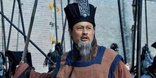 Bi mat hop qua rong cua Tao Thao khien Tuan Uc dot ngot tu van