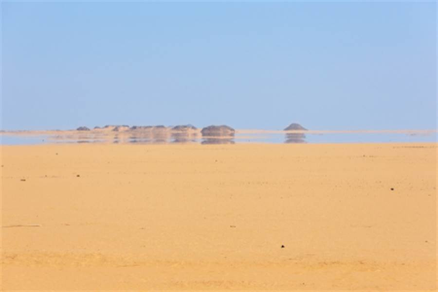 Giai ma ao anh thanh pho co dai tren troi