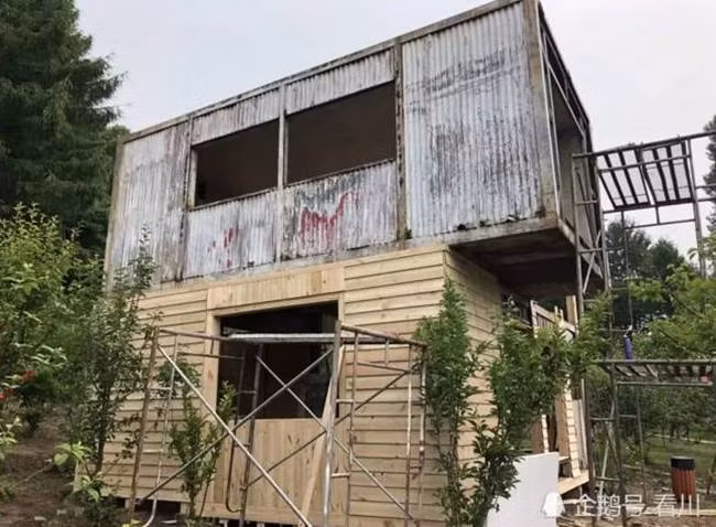 Cui cho hay: "Tôi cảm thấy thích thú khi nghe thông tin biến container thành nhà ở Trung Quốc và nước ngoài. Vì vậy, tôi quyết định thử điều tương tự".