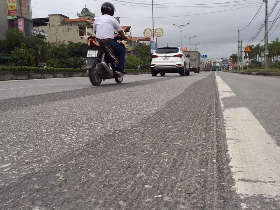 Hang tram nguoi dan keo den tram BOT Dai Yen phan doi muc phi-Hinh-8