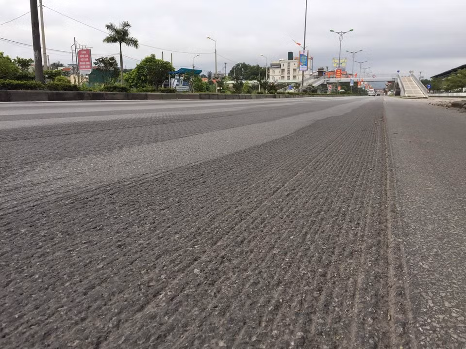 Hang tram nguoi dan keo den tram BOT Dai Yen phan doi muc phi-Hinh-7