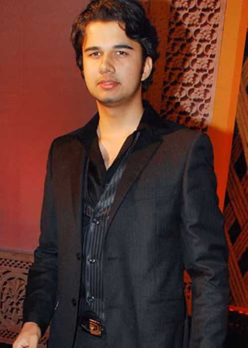 Sau “Cô dâu 8 tuổi”, Avinash nhận được nhiều lời mời đóng phim. Tuy nhiên, cái bóng của Jagdish quá lớn khiến ngôi sao nhí quyết định nghỉ ngơi trong khoảng một năm.