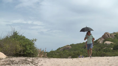 Sau những vấp váp, những gian khó của thử thách "Bố ơi! Mình đi đâu thế", bé Chíp và bố càng yêu thương hiểu nhau hơn.