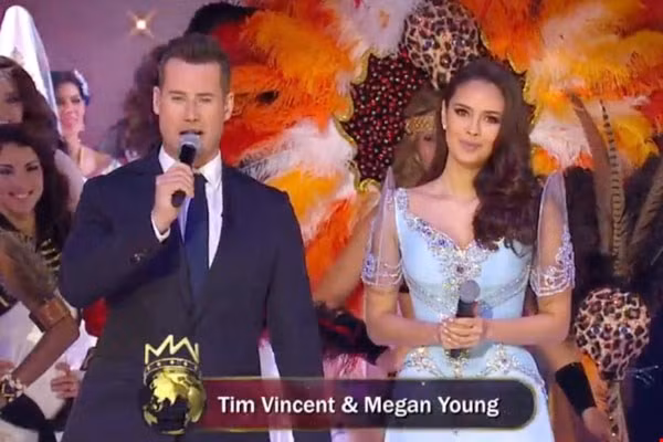 He lo MC tai dem chung ket Miss World 2015-Hinh-4