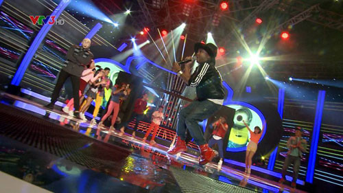 Cậu bé có sự lột xác vô cùng ngoạn mục khiến khán giả bất ngờ,