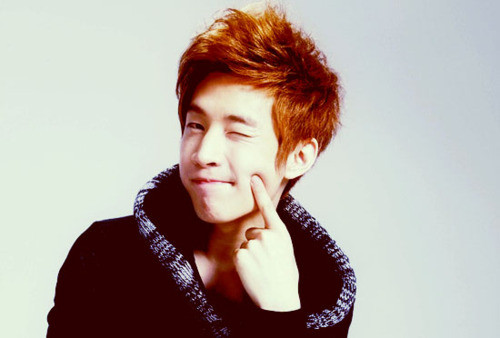 Henry không chỉ biết hát, chơi nhạc cụ, anh còn sáng tác ca khúc như "All My Heart" cho Super Junior.