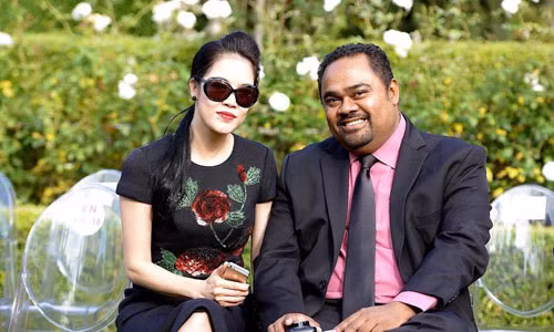 Chong Thu Phuong len tieng vu Dam Vinh Hung va Quang Le