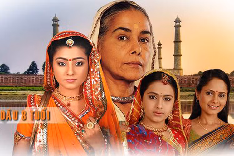Ra mắt trên kênh Colors TV năm 2008, bộ phim truyền hình của Ấn Độ “Cô dâu 8 tuổi” khai thác vấn đề tảo hôn đã ăn sâu vào tiềm thức của nhiều người tại xứ sở này. Với nội dung khá nhạy cảm, phim từng bị ngưng chiếu, nhưng trước sự phản đối mạnh mẽ của khán giả, bộ phim được phát sóng trở lại.