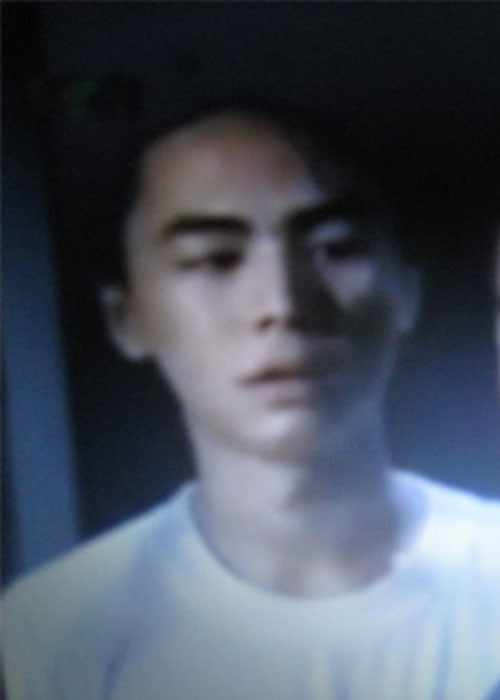 Ngoài dàn diễn viên chính, phim “Phía trước là bầu trời” còn thu hút khán giả bởi các vai phụ. Điển hình là vai Vinh do Văn Anh đóng. Trong phim, Vinh là chàng trai hiền lành với vẻ ngoài lãng tử chiếm được cảm tình của khán giả.