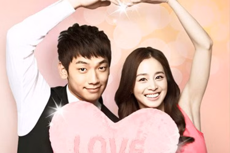 Cặp đôi quen biết nhau kể từ khi cùng đóng chung một quảng cáo vào tháng 10/2011. Sau đó, họ thường xuyên gặp gỡ và nảy sinh tình cảm.