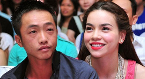 Chẳng còn những ngọt ngào nên thơ, khi yêu Cường đô-la, Hà Hồ gặp quá nhiều sóng gió từ gia đình vị thiếu gia lẫn truyền thông và công chúng. Bằng bản lĩnh của người đàn bà từng trải, Hà Hồ im lặng đi qua bão tố và luôn hạnh phúc rạng ngời. Thời gian bên Cường đô-la, ngoài việc sinh quý tử, "nàng thơ" còn làm nên chuyện với những sản phẩm âm nhạc gây sốt, đồng thời cô còn là gương mặt đại diện của nhiều thương hiệu lớn.