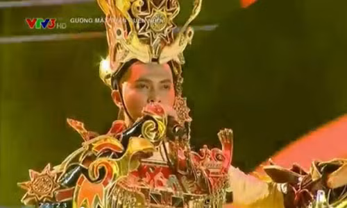 Phuong My Chi hat nhat, doi Khanh Ngoc len ngoi-Hinh-2