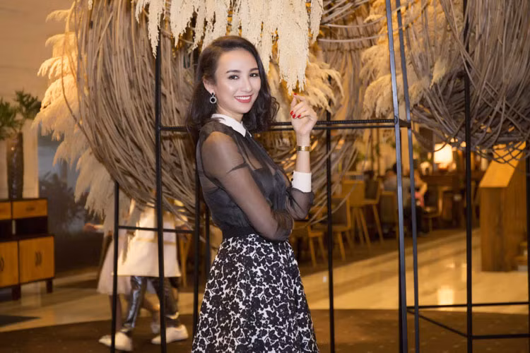 Sau 7 năm đăng quang Hoa hậu du lịch Việt Nam 2008, Ngọc Diễm ngày càng trẻ đẹp.