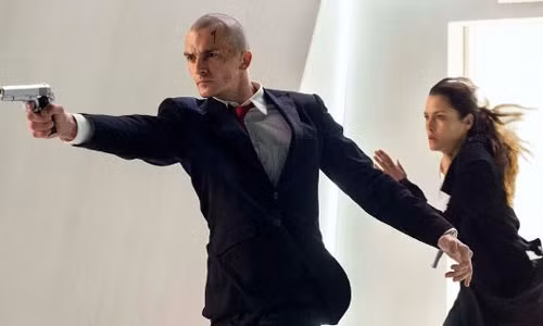 Phim hay dang xem nhat cuoi tuan 29-30/8/2015 Sat thu Mat danh 47-Hinh-4