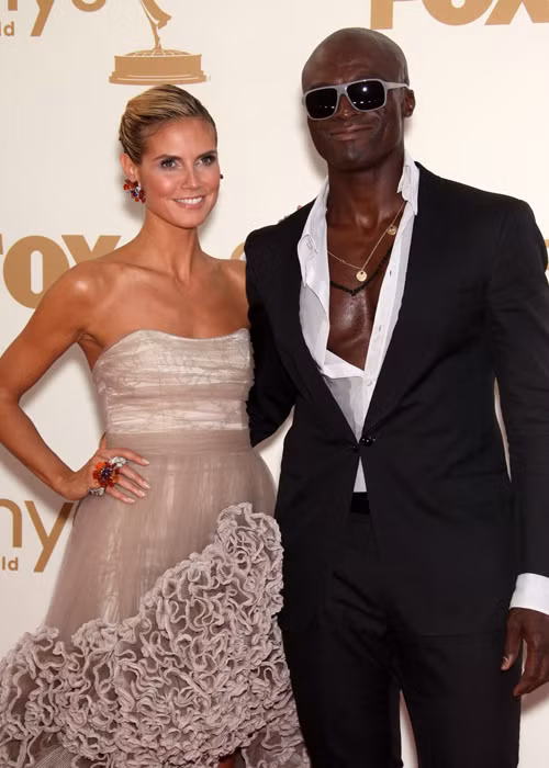 Heidi Klum ly dị với Seal khi mọi thứ dần trở nên tồi tệ nhưng chọn cách cùng giám hộ con cái. Ban đầu, Seal bị sốc và đau khổ khi chia tay nhưng cuối cùng anh nhận ra rằng điều đó tốt nhất cho cả hai và từ đó đã hàn gắn mối quan hệ của mình với Heidi.