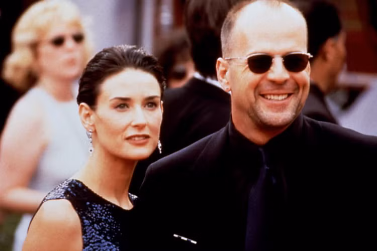 Nhung cap sao Hollywood ly hon... nhung tinh van nong-Hinh-10