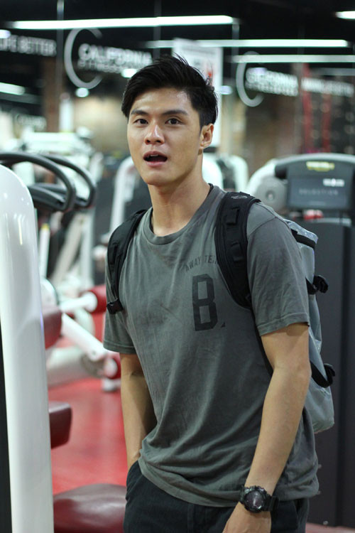 Trong khi đó, Huy của Lâm Vinh Hải lại là một chàng trai chu đáo, mạnh mẽ và quyết liệt giành lại cảm tình của Ken. 