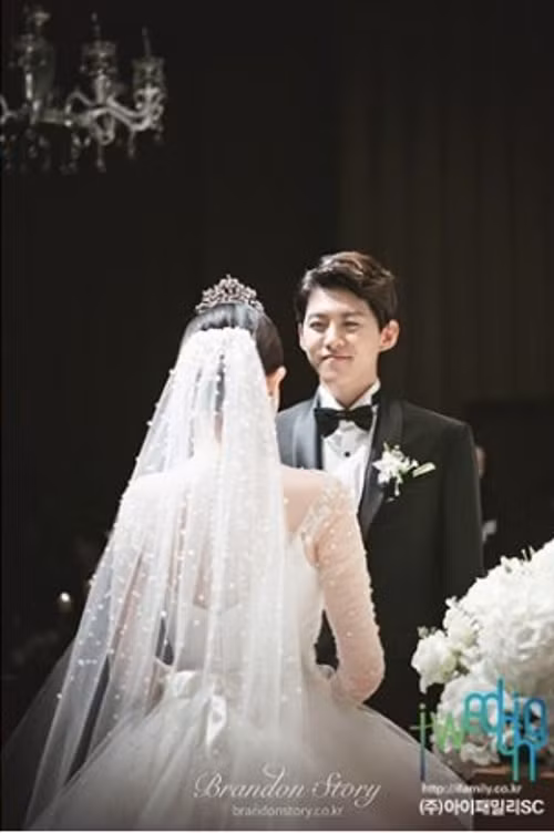 Lo anh dam cuoi kin dao cua Dongho-Hinh-2