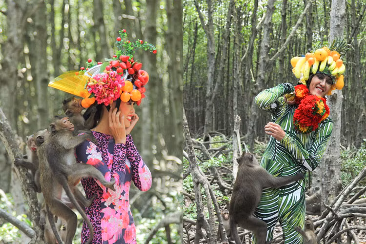 Nhiều thí sinh như Nguyễn Hợp (ảnh trái), H’Hen Niê, Đinh Đức Thành (ảnh phải) tỏ ra khá lúng túng khi phải tạo dáng và phối hợp thực hiện bộ ảnh với những chú khỉ này.