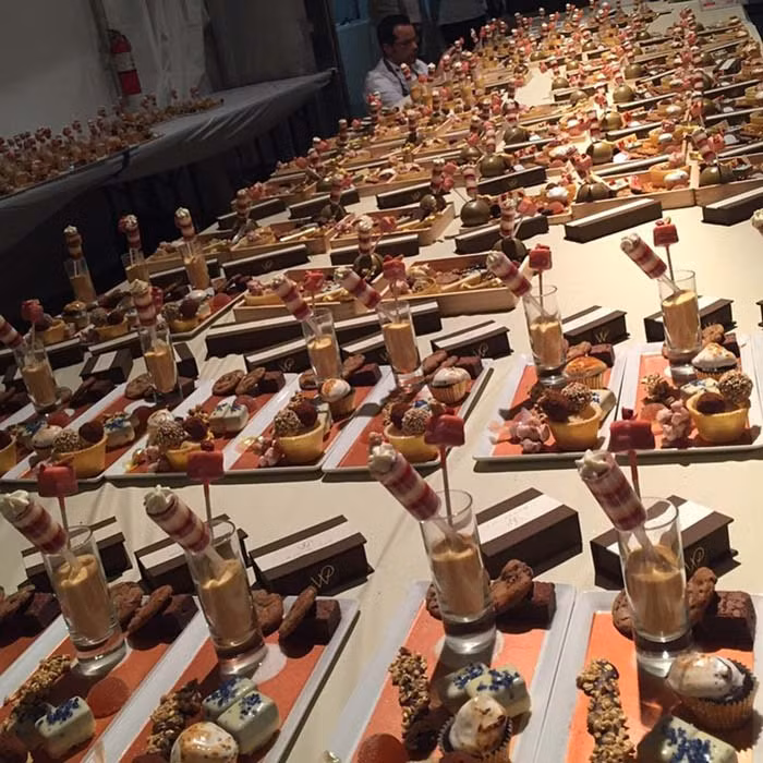 Toàn cảnh khu tráng miệng của buổi tiệc.