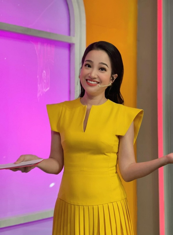 2 nguoi vo tai sac cua anh em Quoc Co - Quoc Nghiep-Hinh-2