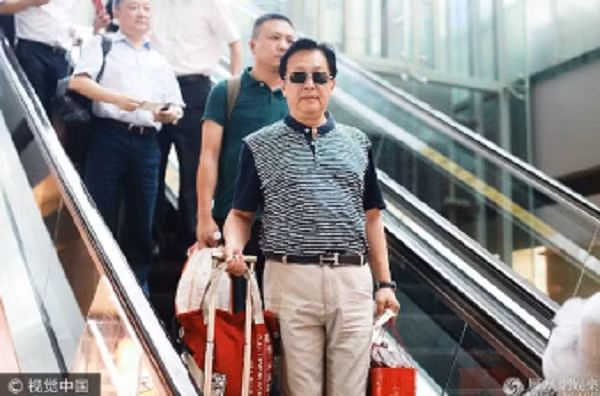 "Gia Cát Lượng" Đường Quốc Cường hiện tại hưởng cuộc sống bình dị, kín tiếng (Ảnh: QQ).