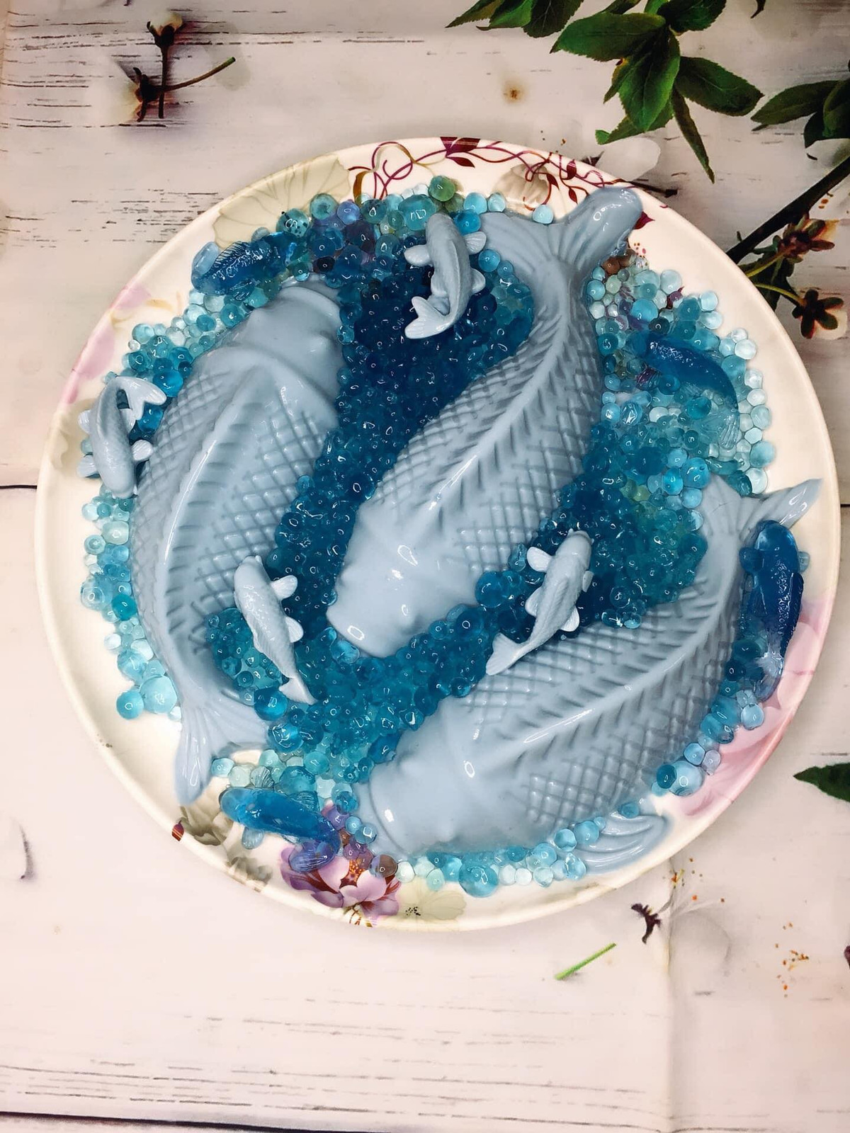 Thạch cá xanh ngọc màu hoa đậu biếc.