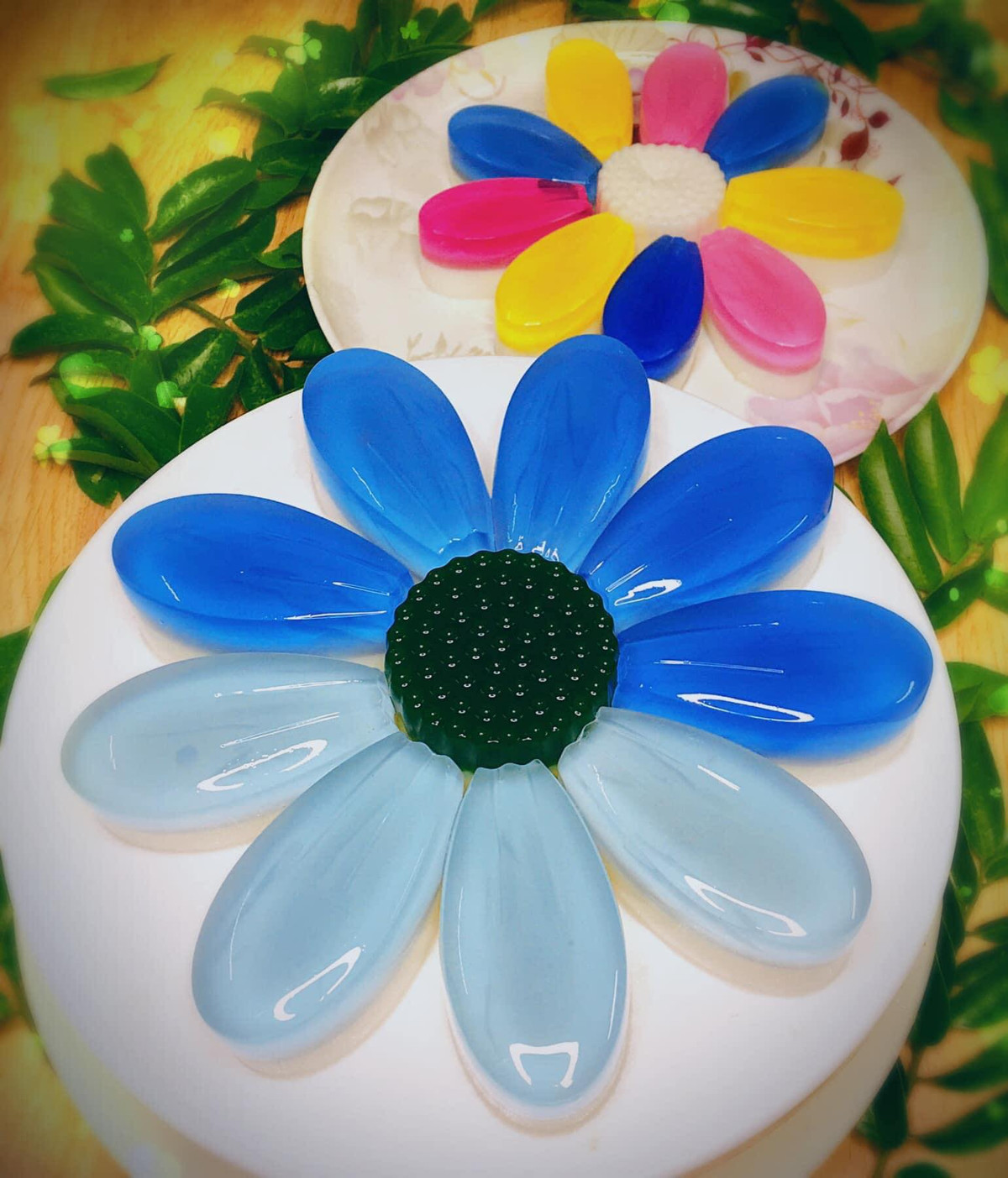 Hoa đậu biếc có màu sắc đẹp mắt nên dùng trong nấu ăn có thể tăng tính thẩm mĩ, được các bà nội trợ yêu thích.