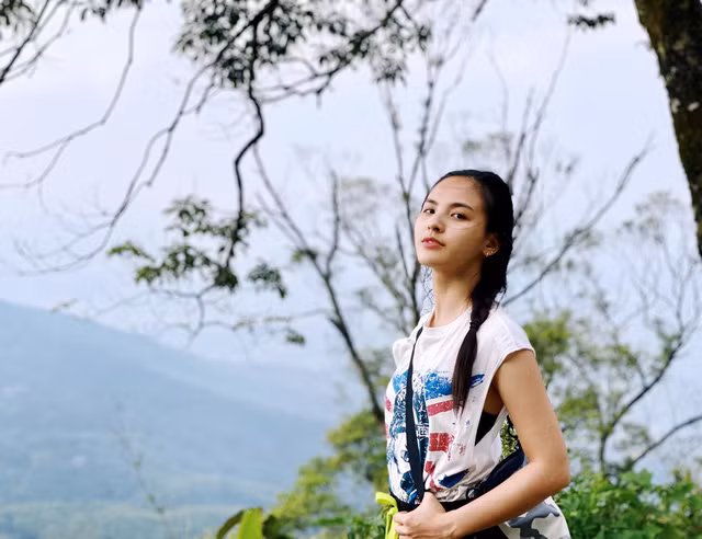 Quỳnh Nga đặc biệt yêu thích phong cách thể thao năng động.