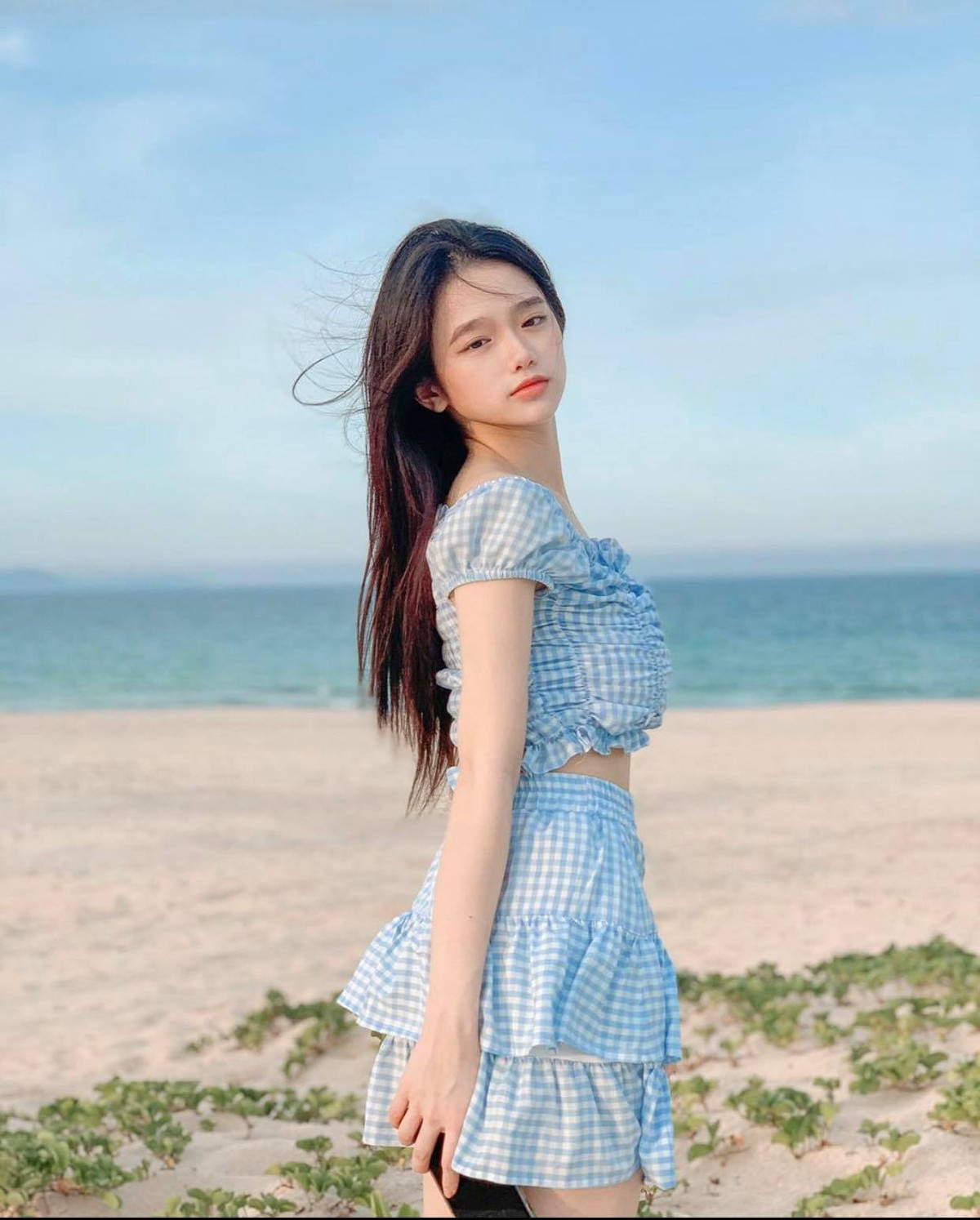 Nhan sắc mong manh, xinh đẹp gây thương nhớ khiến fan trầm trồ.