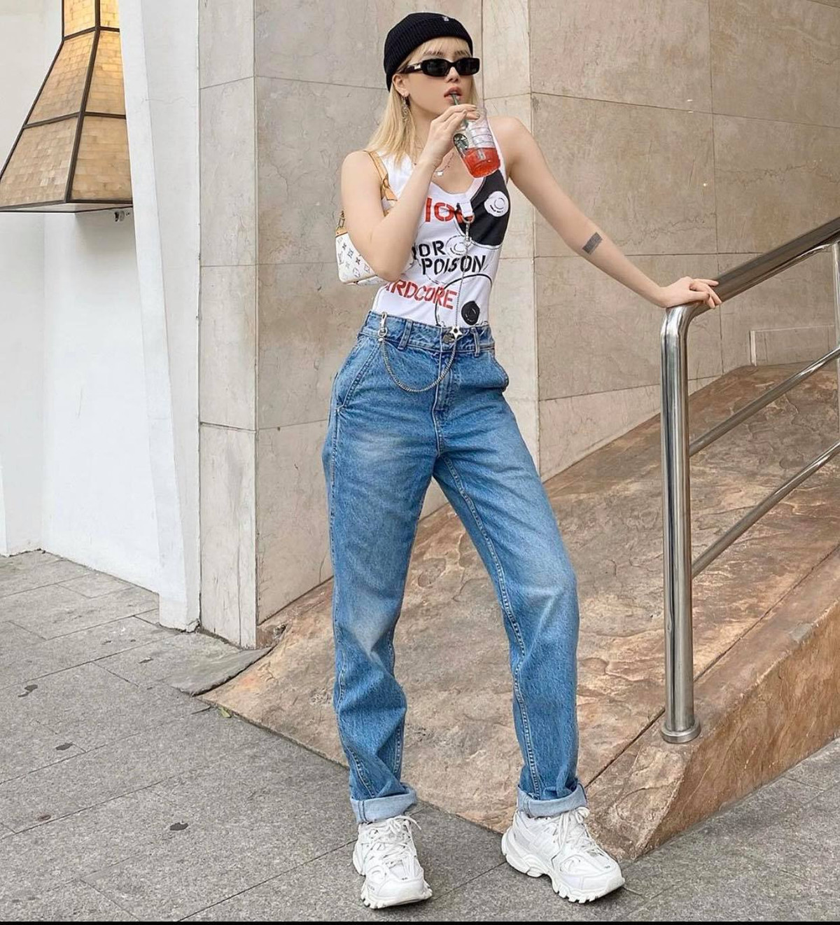 Thiều Bảo Trâm bày tỏ mong muốn xây dựng hình ảnh cá tính, sành điệu và muốn khẳng định mình hơn nữa trong lĩnh vực nghệ thuật.