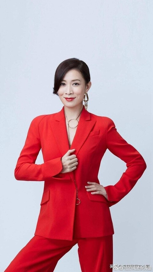 Với vẻ đẹp đậm chất Á Đông vừa mặn mà vừa sắc sảo, Xa Thi Mạn cho thấy mình phù hợp với nhiều loại phim và vai diễn, là diễn viên tài năng bậc nhất màn ảnh.